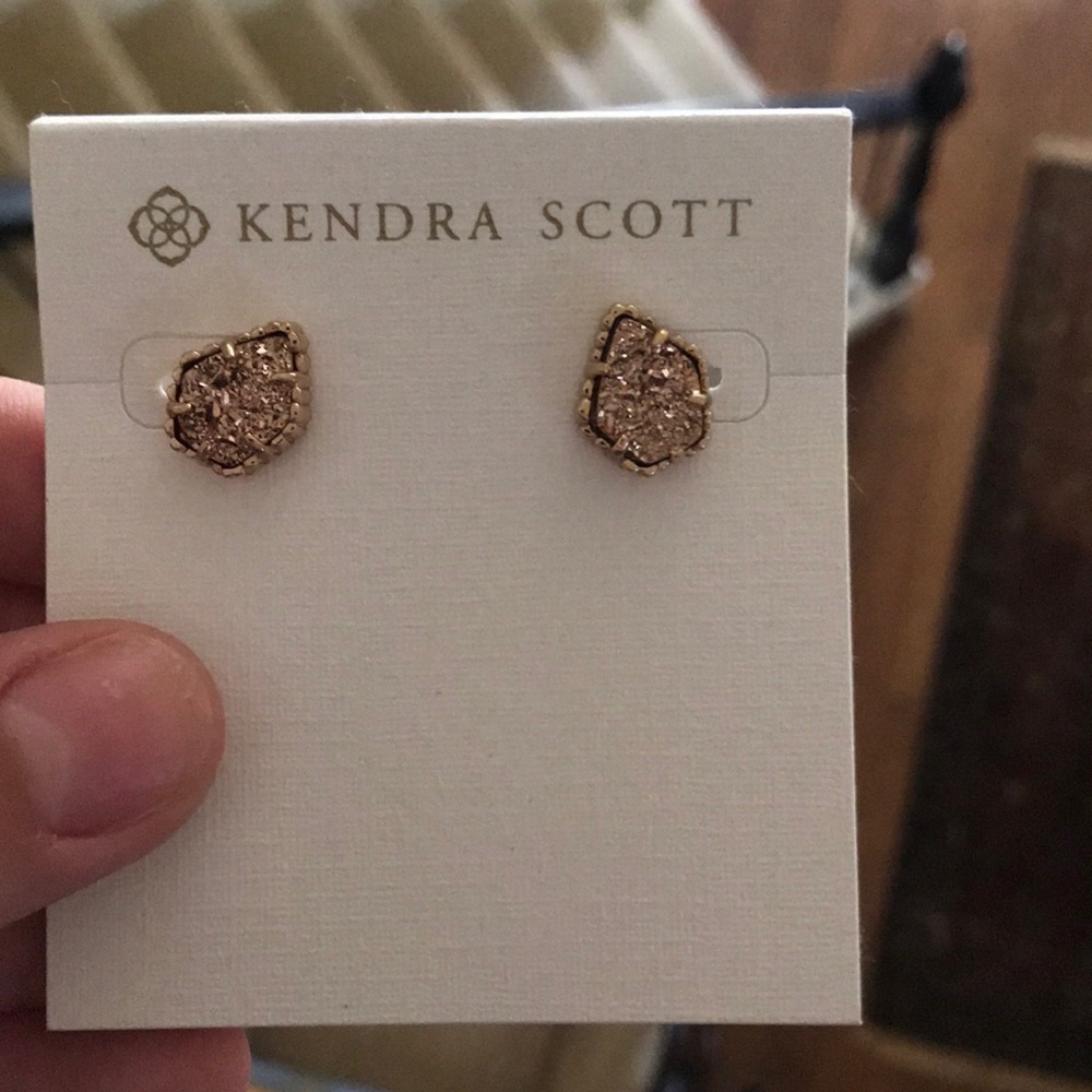 kendra scott tessa gold earrings